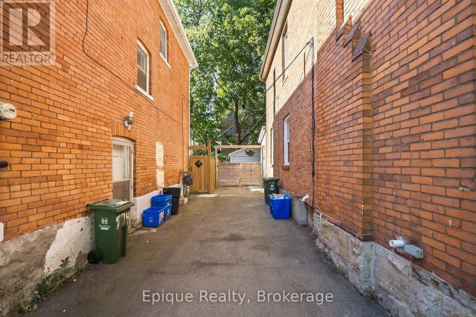 170 Emerald Street S, Hamilton, ON