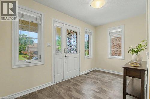 15 Sim Court, Cambridge, ON 