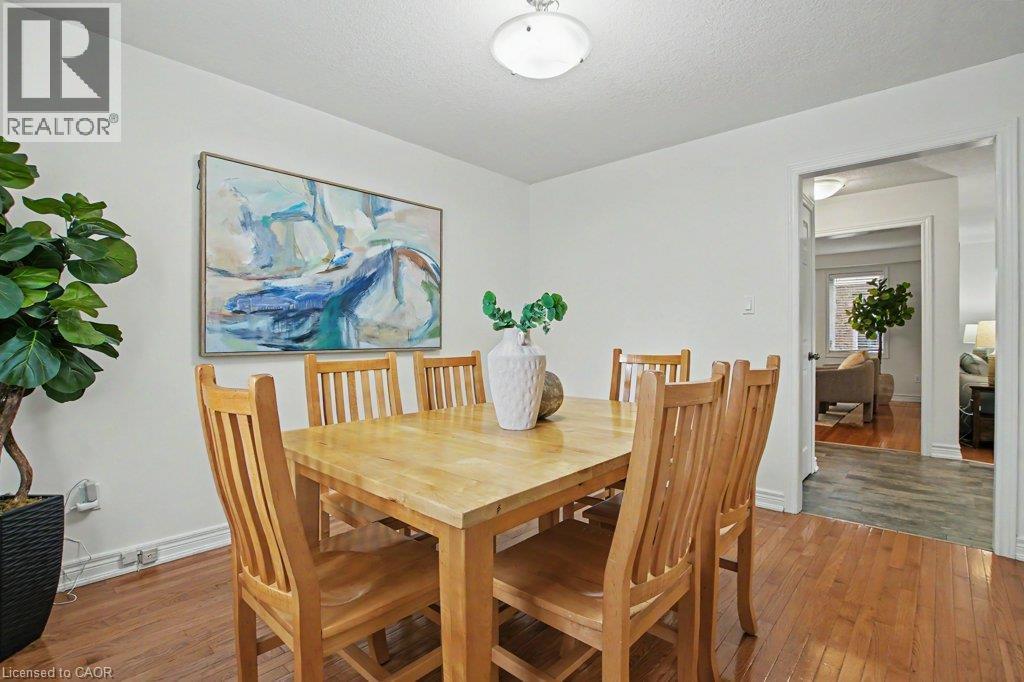 15 Sim Court, Cambridge, ON