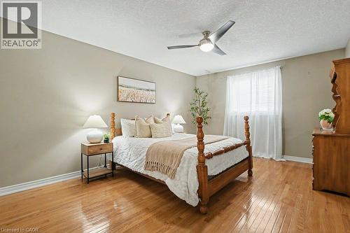 15 Sim Court, Cambridge, ON 