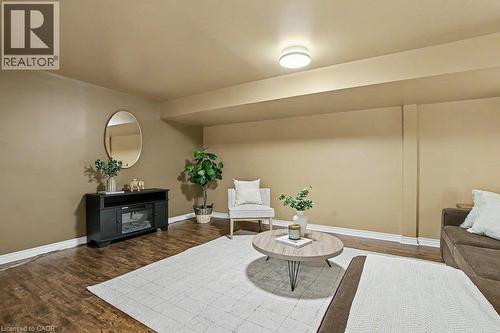 15 Sim Court, Cambridge, ON 
