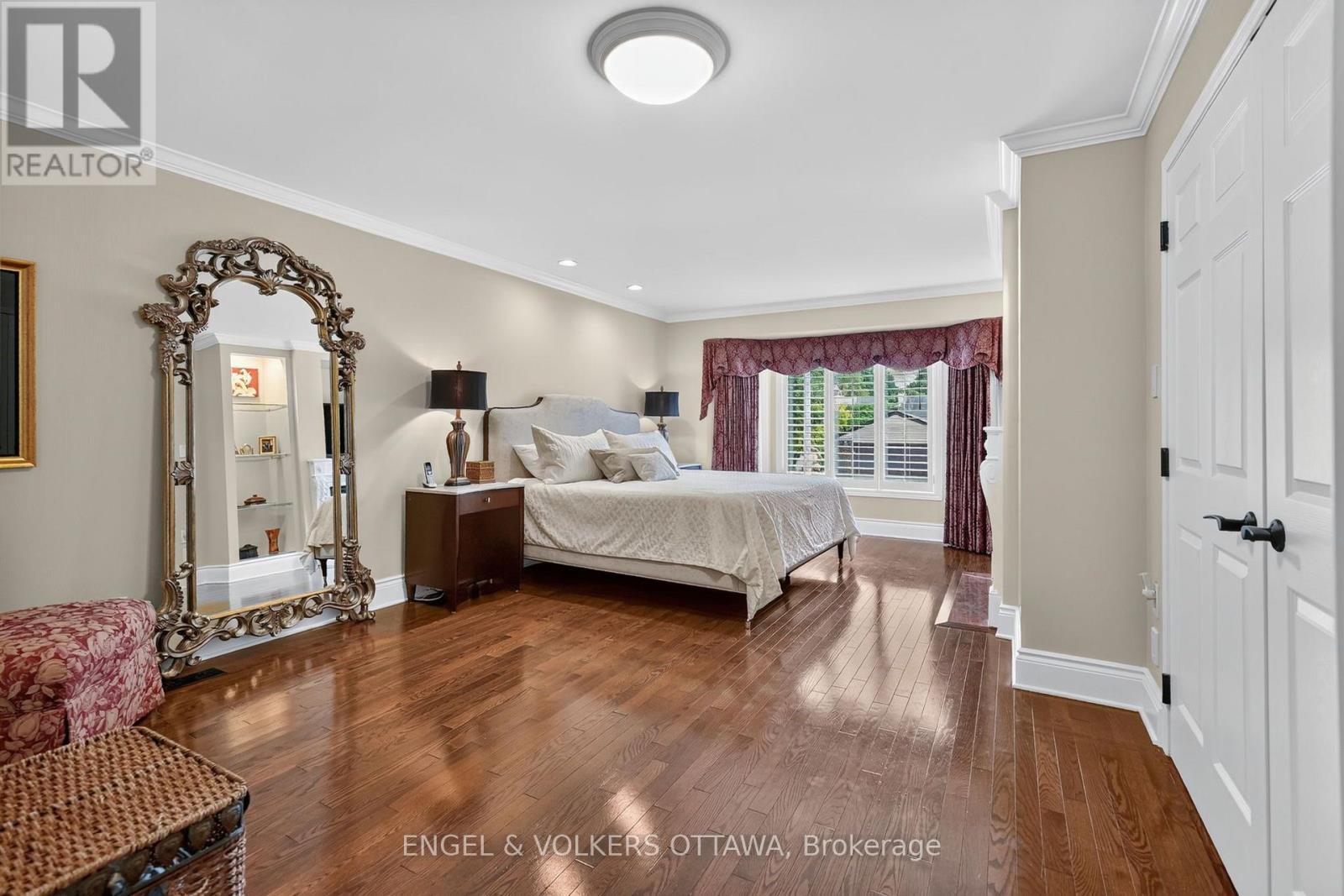 13 Lynhurst Avenue, Ottawa, ON