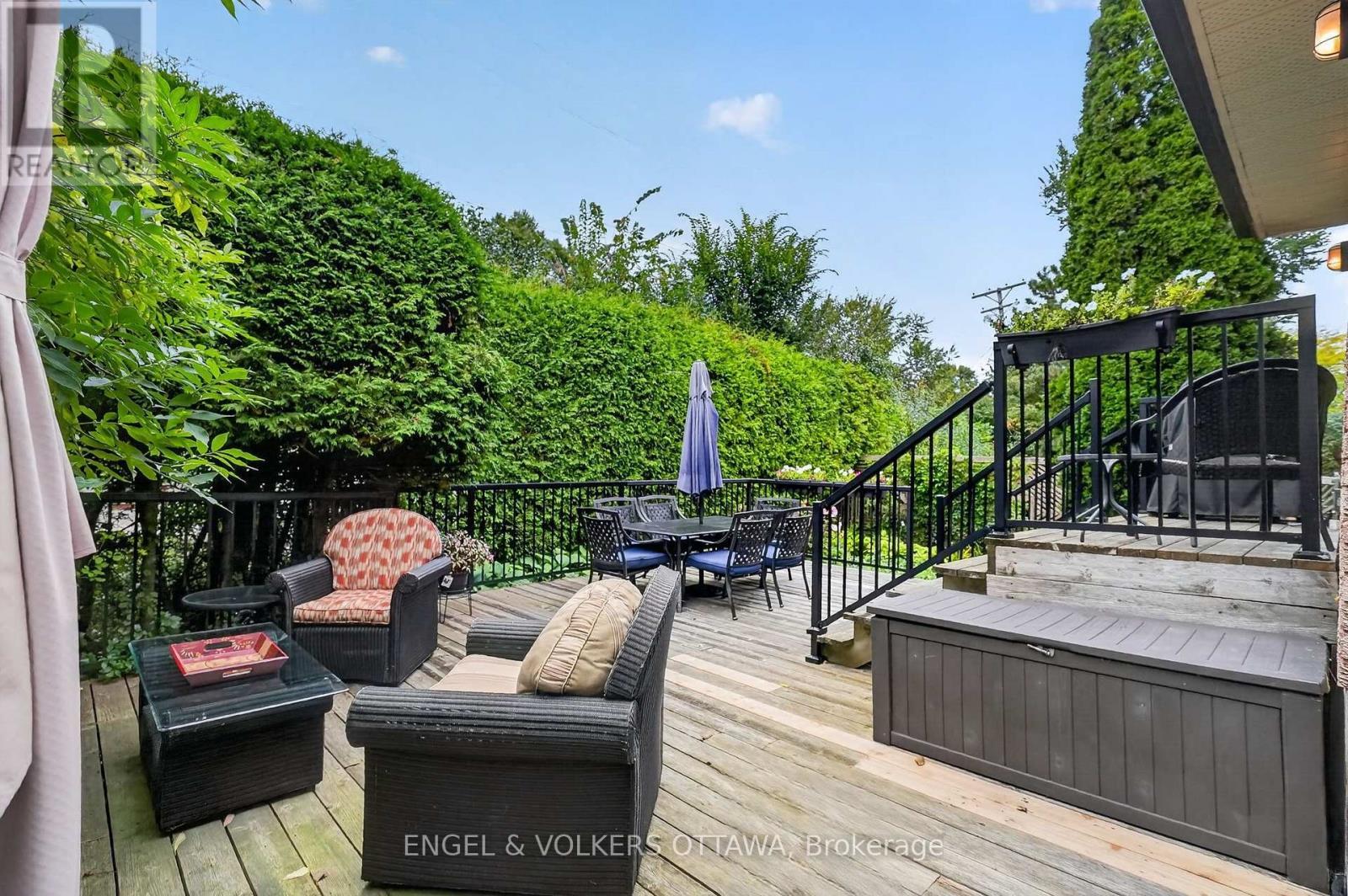 13 Lynhurst Avenue, Ottawa, ON
