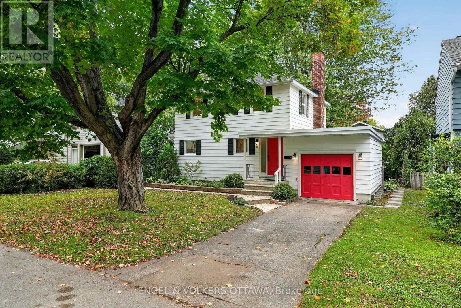 35 Bedford Crescent, Ottawa, ON