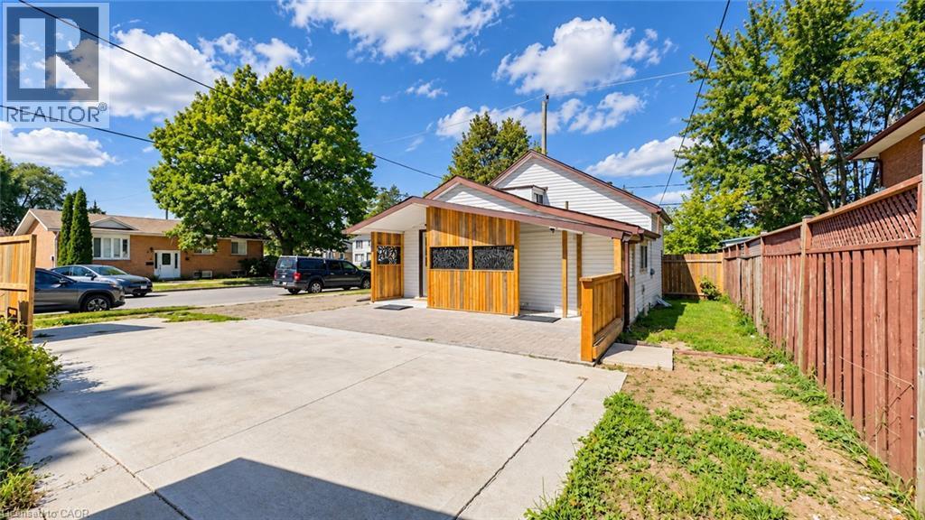 76 Avenue Road, Cambridge, ON