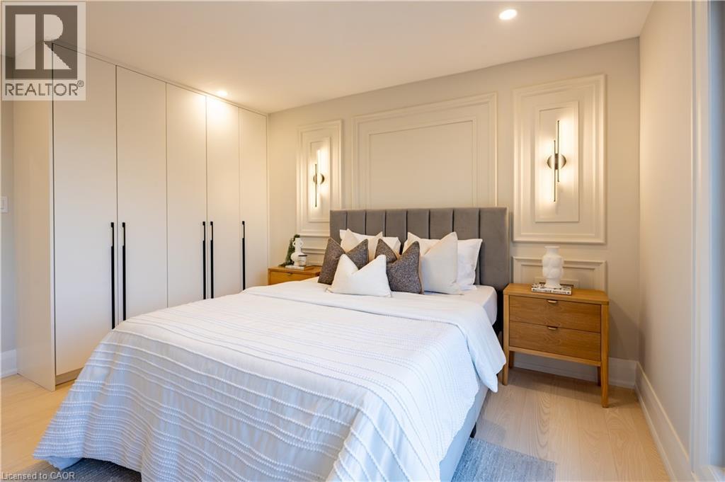 841 Danforth Place, Burlington, ON