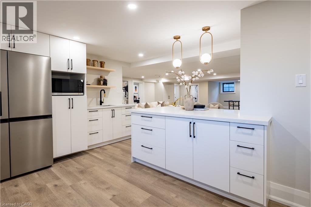 841 Danforth Place, Burlington, ON