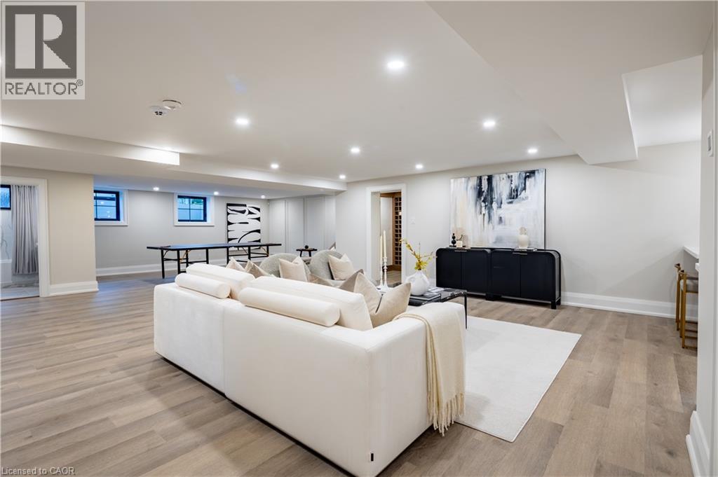 841 Danforth Place, Burlington, ON
