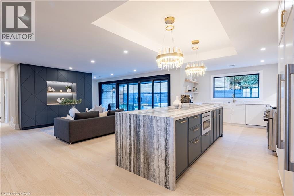 841 Danforth Place, Burlington, ON