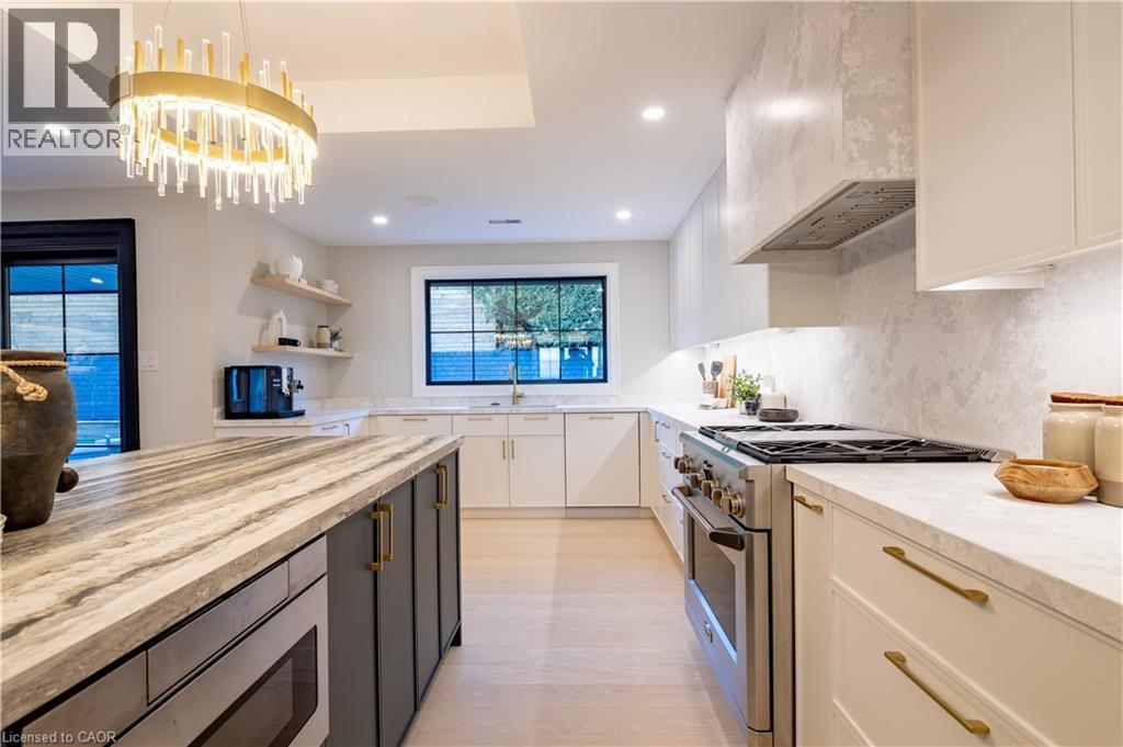 841 Danforth Place, Burlington, ON