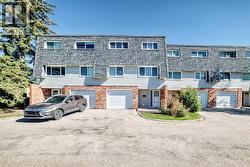 10304 Braeside Drive SW  Calgary, AB T2W 1B4