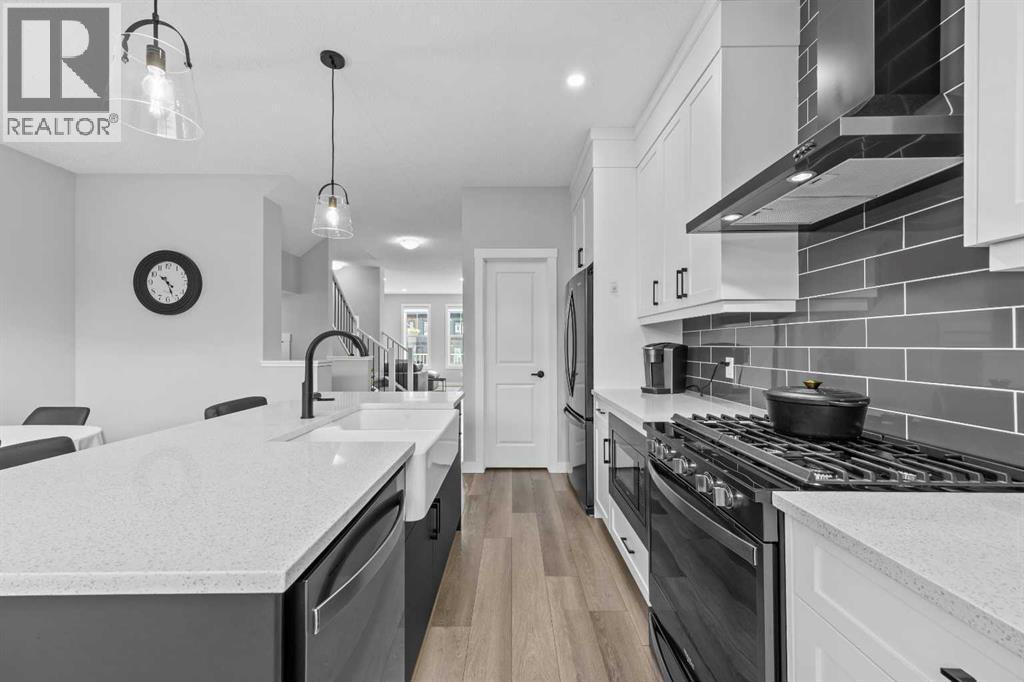 236 Rowmont Boulevard Nw, Calgary, AB