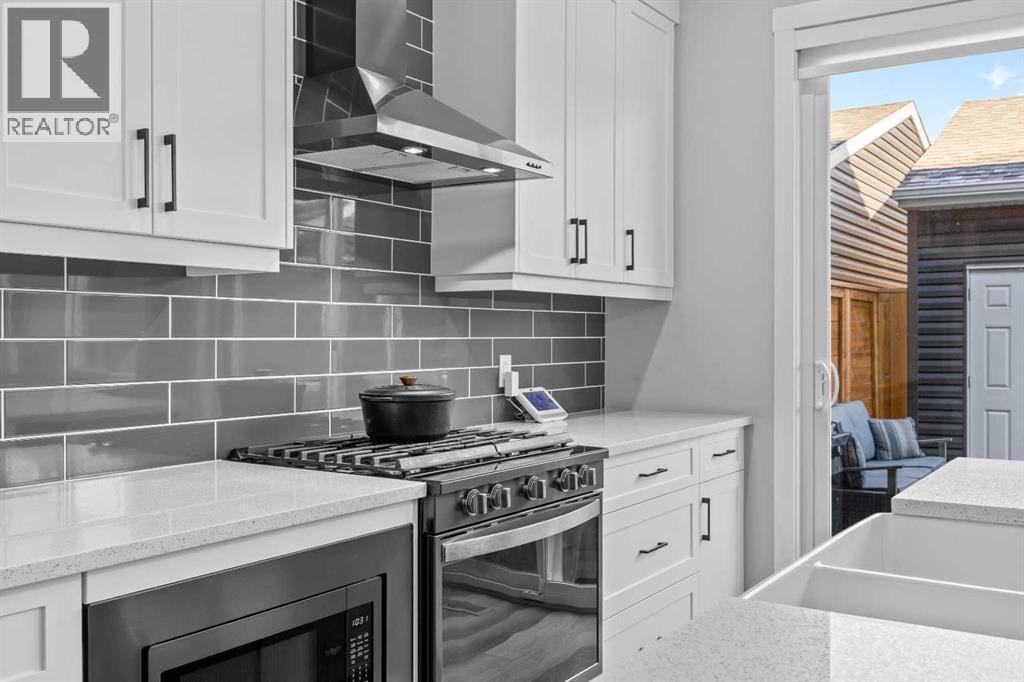 236 Rowmont Boulevard Nw, Calgary, AB