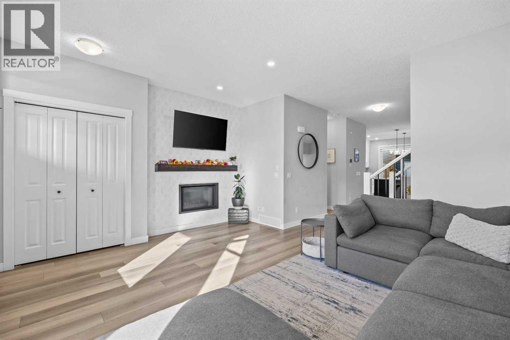 236 Rowmont Boulevard Nw, Calgary, AB