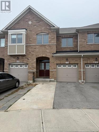 98 DAVENFIELD CIRCLE  Brampton, ON L6P 4M1