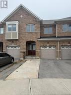 98 DAVENFIELD CIRCLE Brampton, ON L6P 4M1