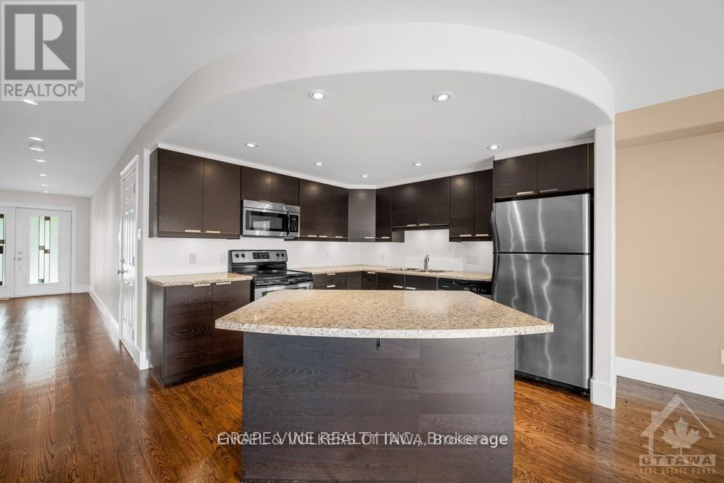 105 Montauk Pvt, Ottawa, ON