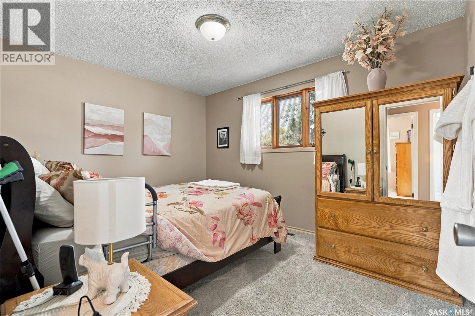 43 Wentworth Crescent, Saskatoon, SK