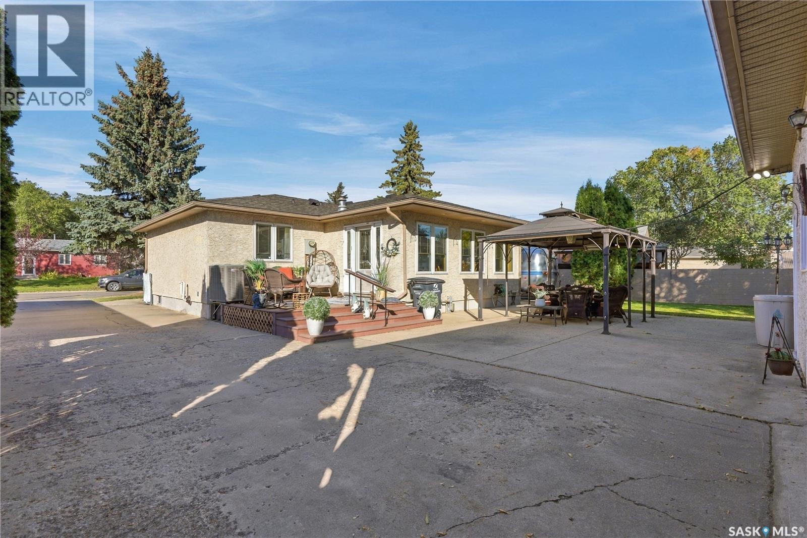 43 Wentworth Crescent, Saskatoon, SK