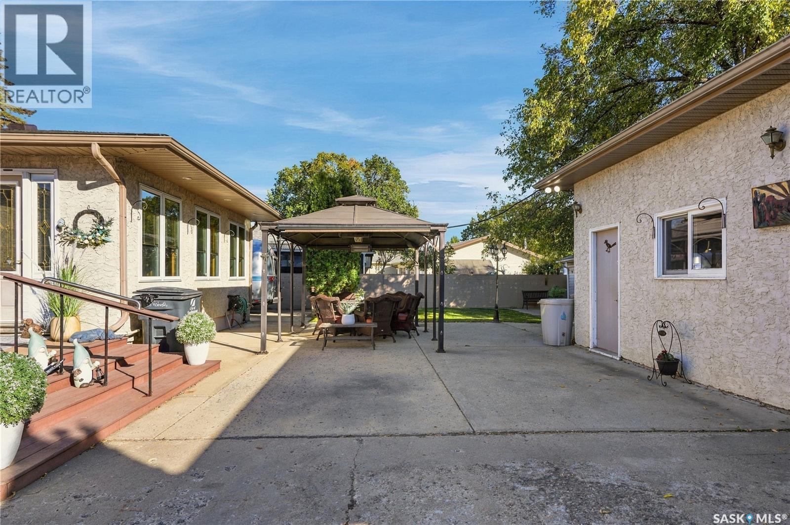 43 Wentworth Crescent, Saskatoon, SK