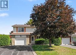 21 ALDER CRESCENT Ottawa, ON K1B 4X5