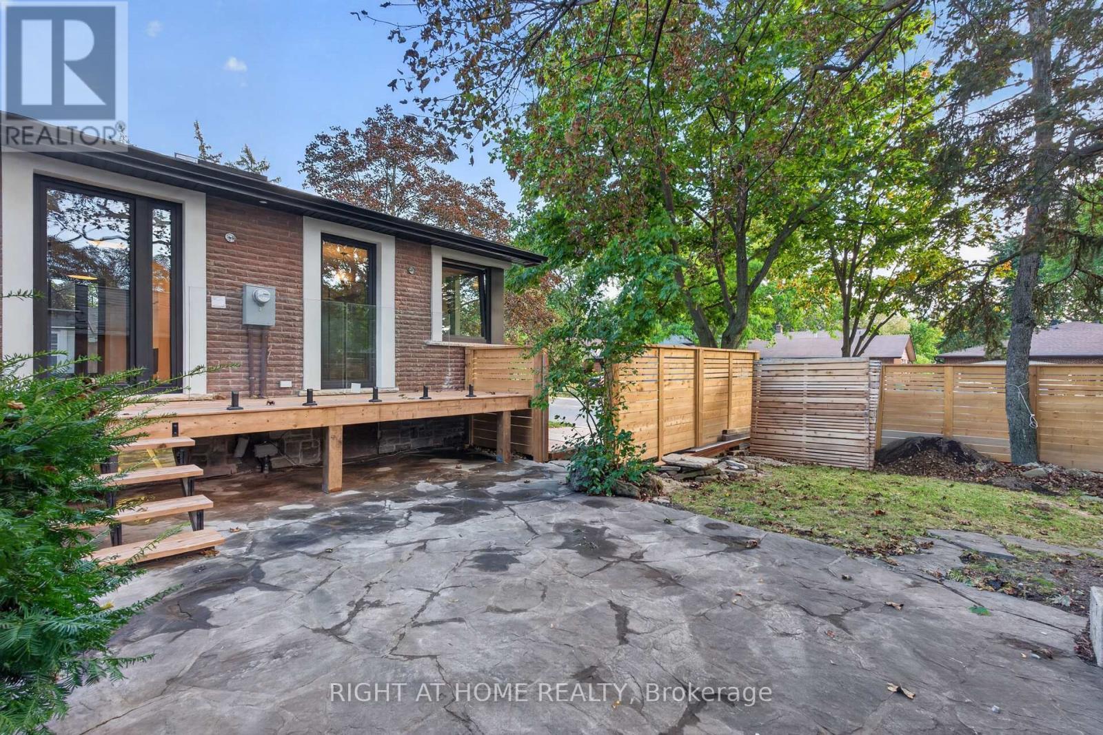 3361 Rhonda Valley, Mississauga, ON