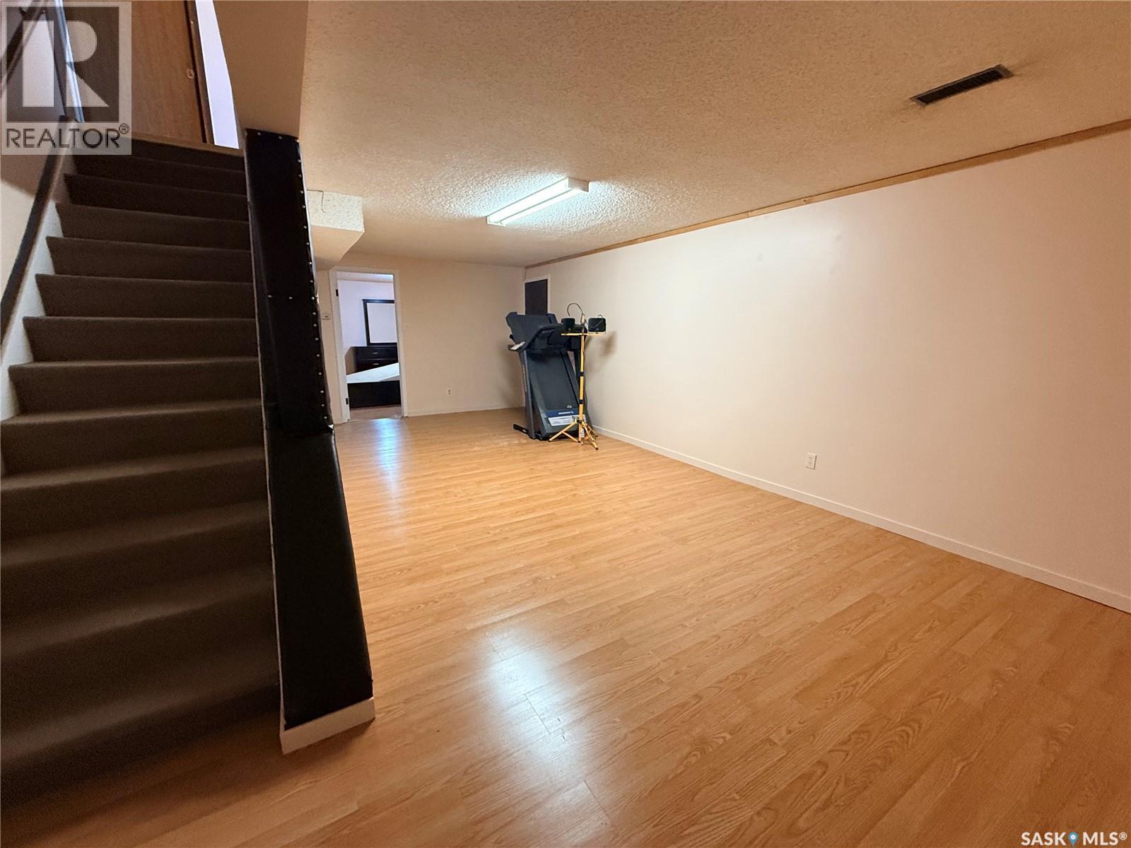 389 Meighen Crescent, Saskatoon, SK