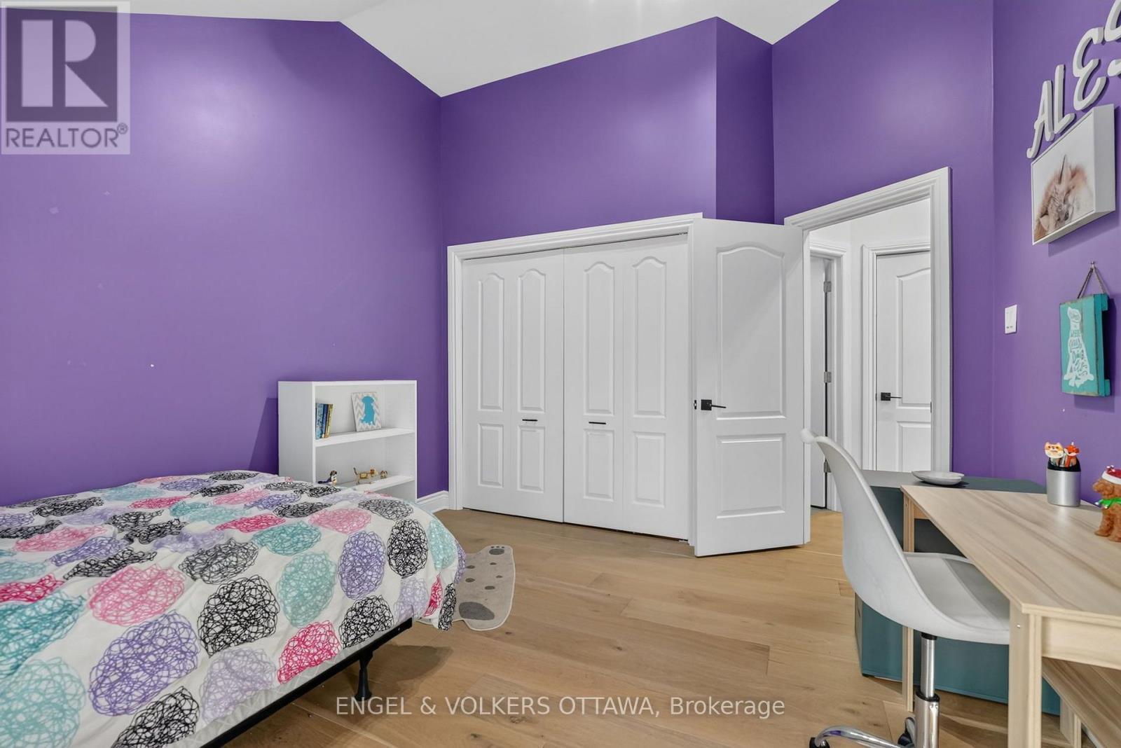1330 Kilborn Avenue, Ottawa, ON