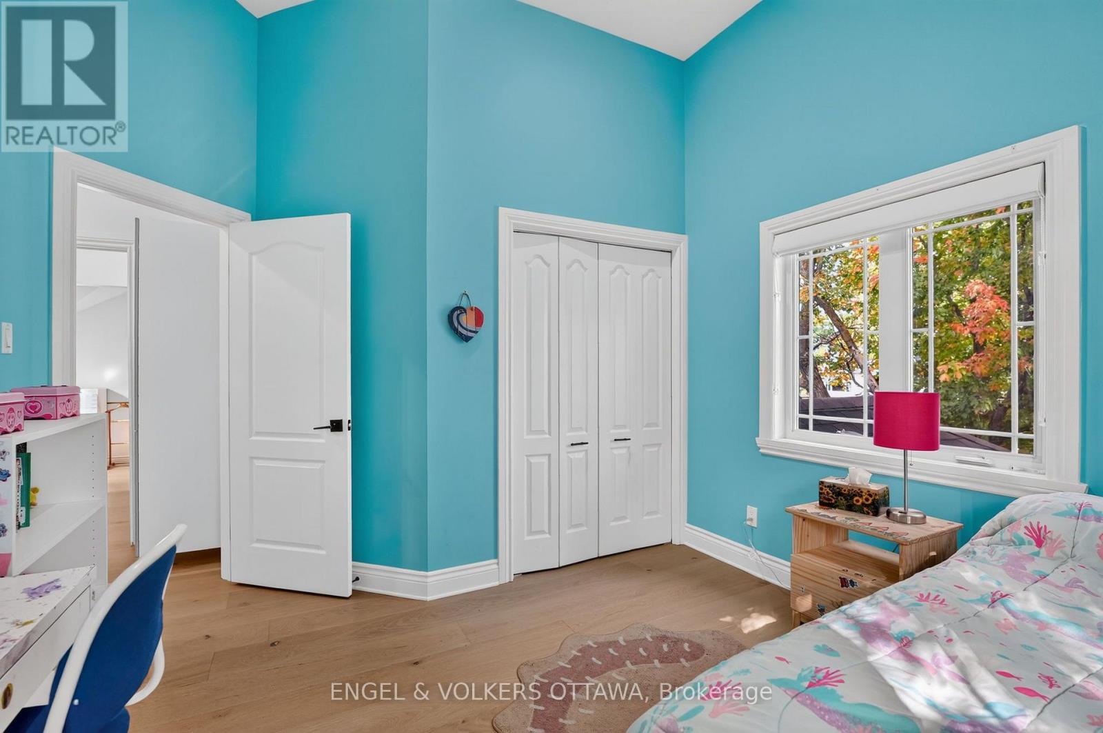 1330 Kilborn Avenue, Ottawa, ON