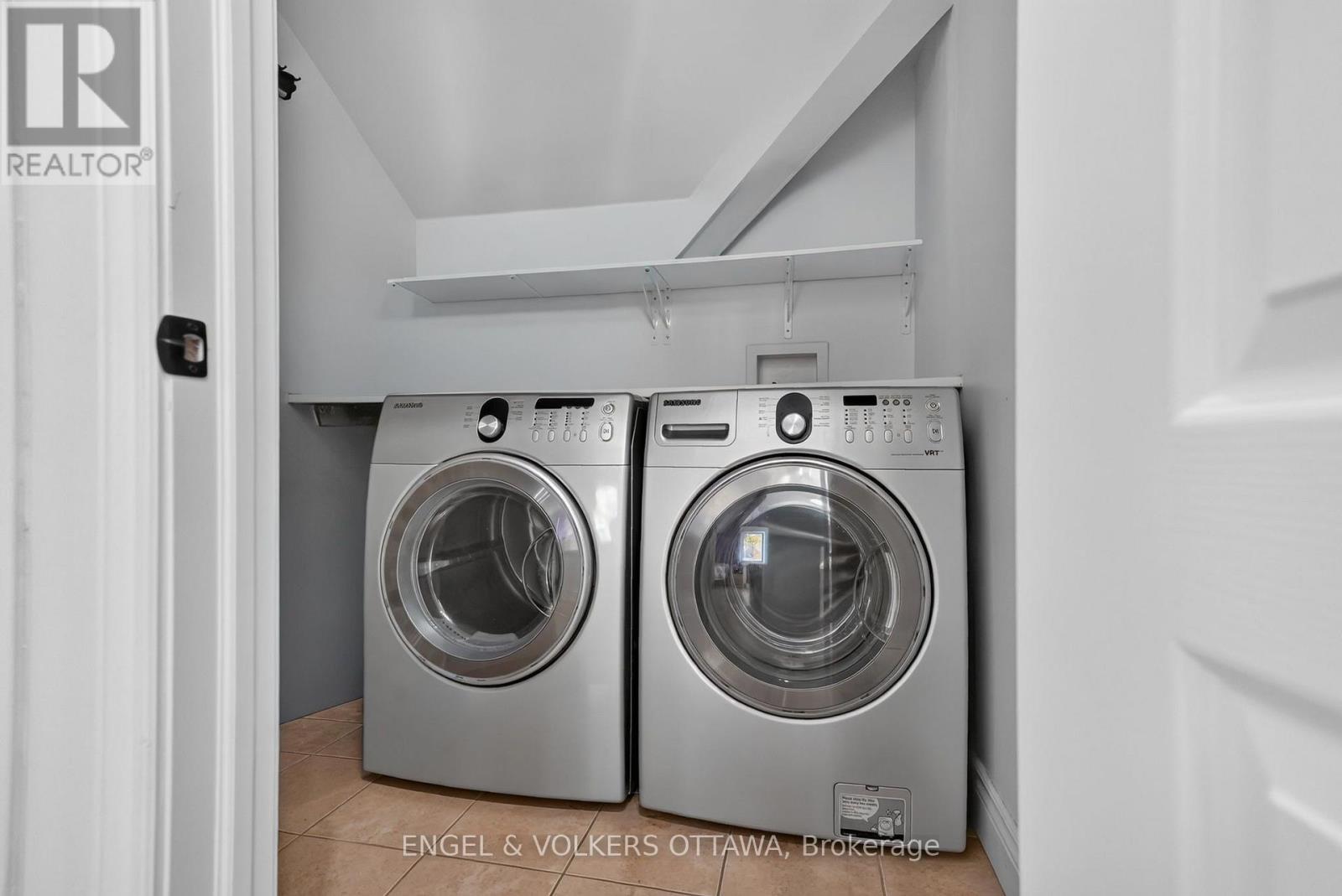 1330 Kilborn Avenue, Ottawa, ON