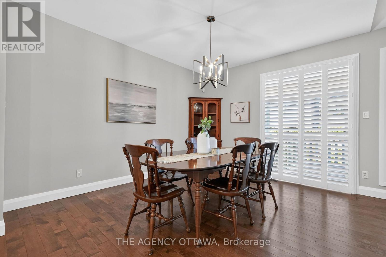 111 Bartlett Private, Ottawa, ON