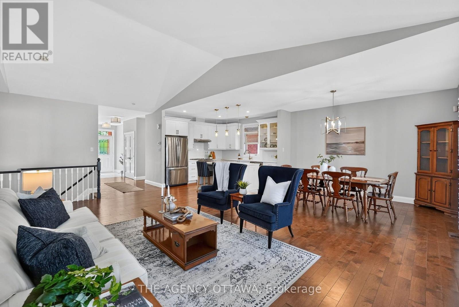 111 Bartlett Private, Ottawa, ON