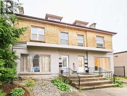 APT 2 - 859 DUNDAS STREET London East (East L), ON N5W 2Z8