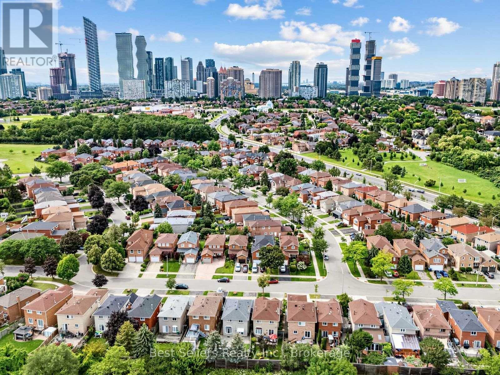 234 Lech Walesa Drive, Mississauga, ON