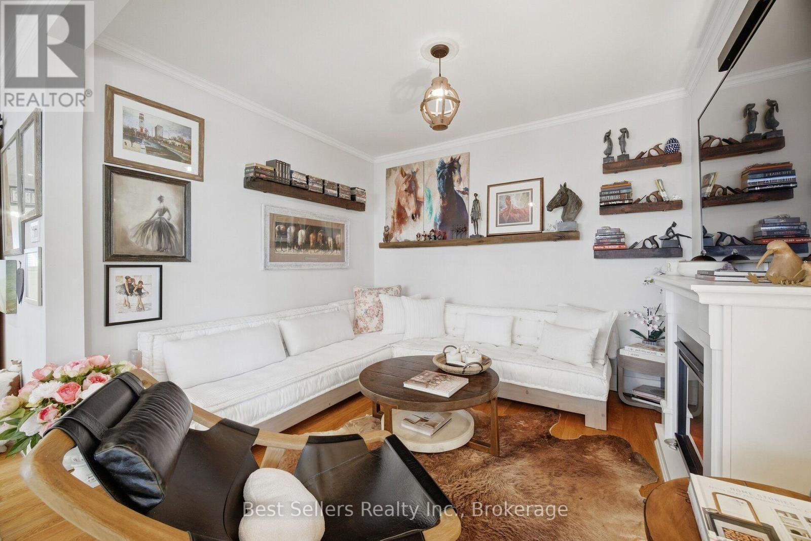 174 Angelene Street, Mississauga, ON