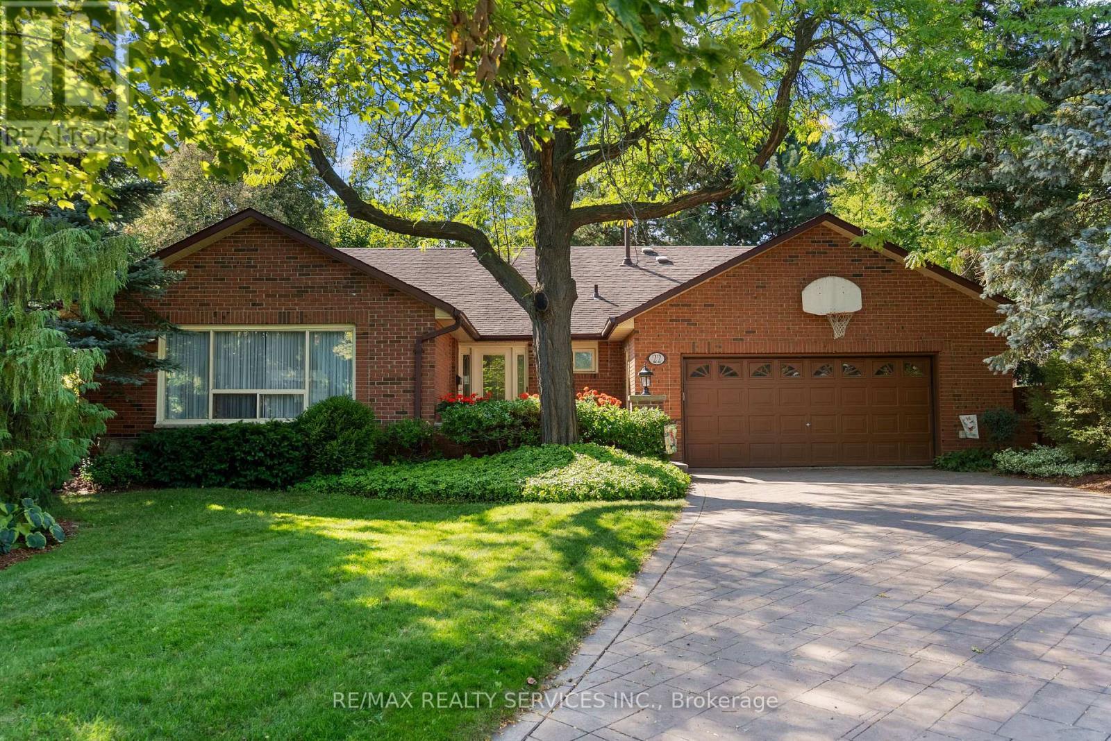22 Oldham Crescent, Brampton, ON