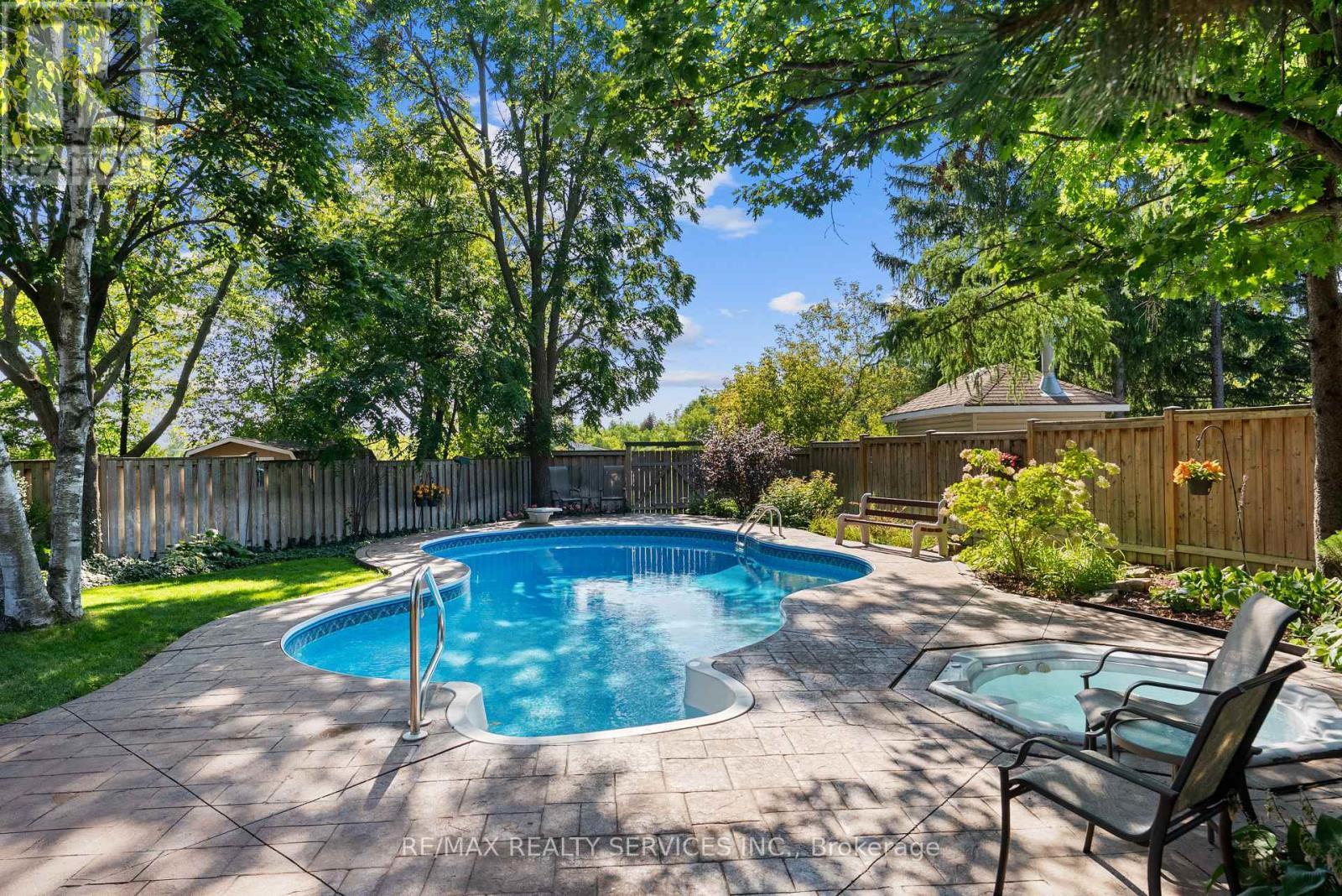 22 Oldham Crescent, Brampton, ON