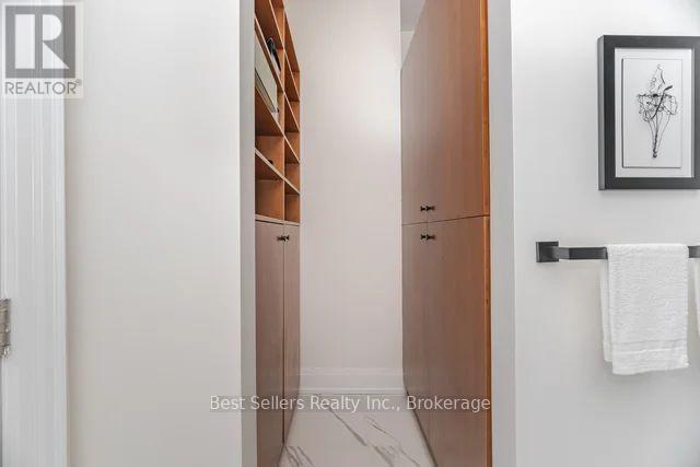 1595 Calverton Court, Mississauga, ON