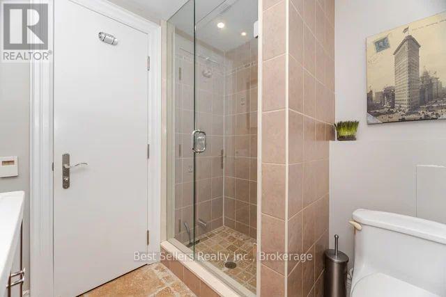 1595 Calverton Court, Mississauga, ON