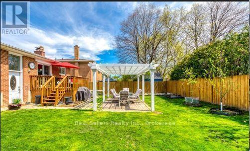12 Bowshelm Court, Mississauga, ON