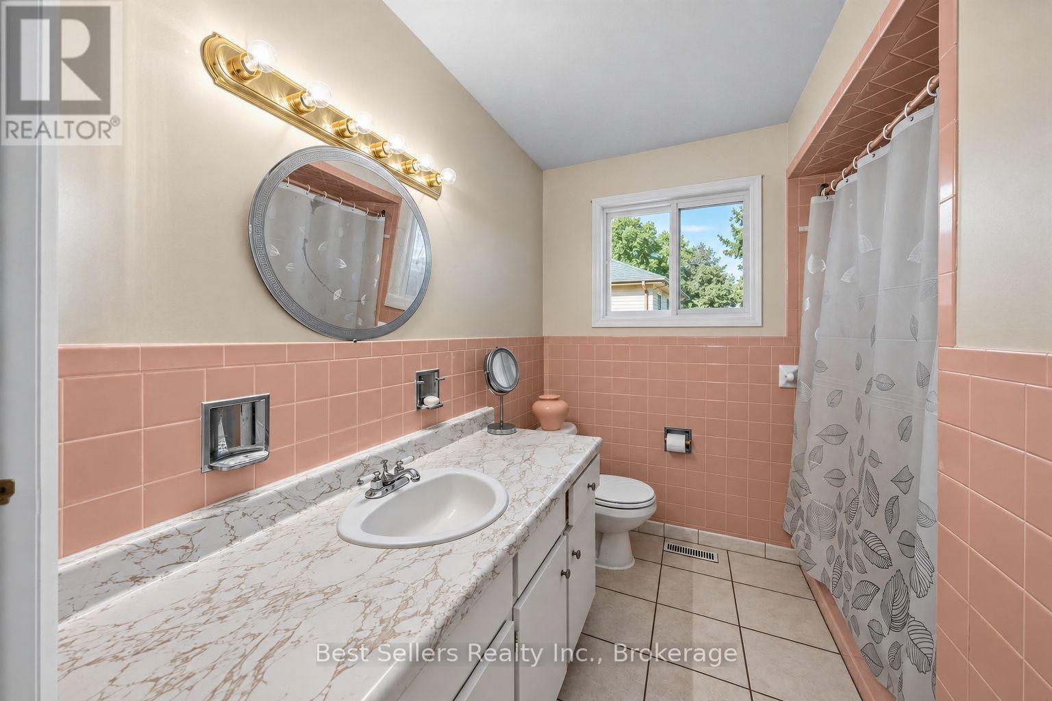 3570 Autumn Harvest Drive, Mississauga, ON