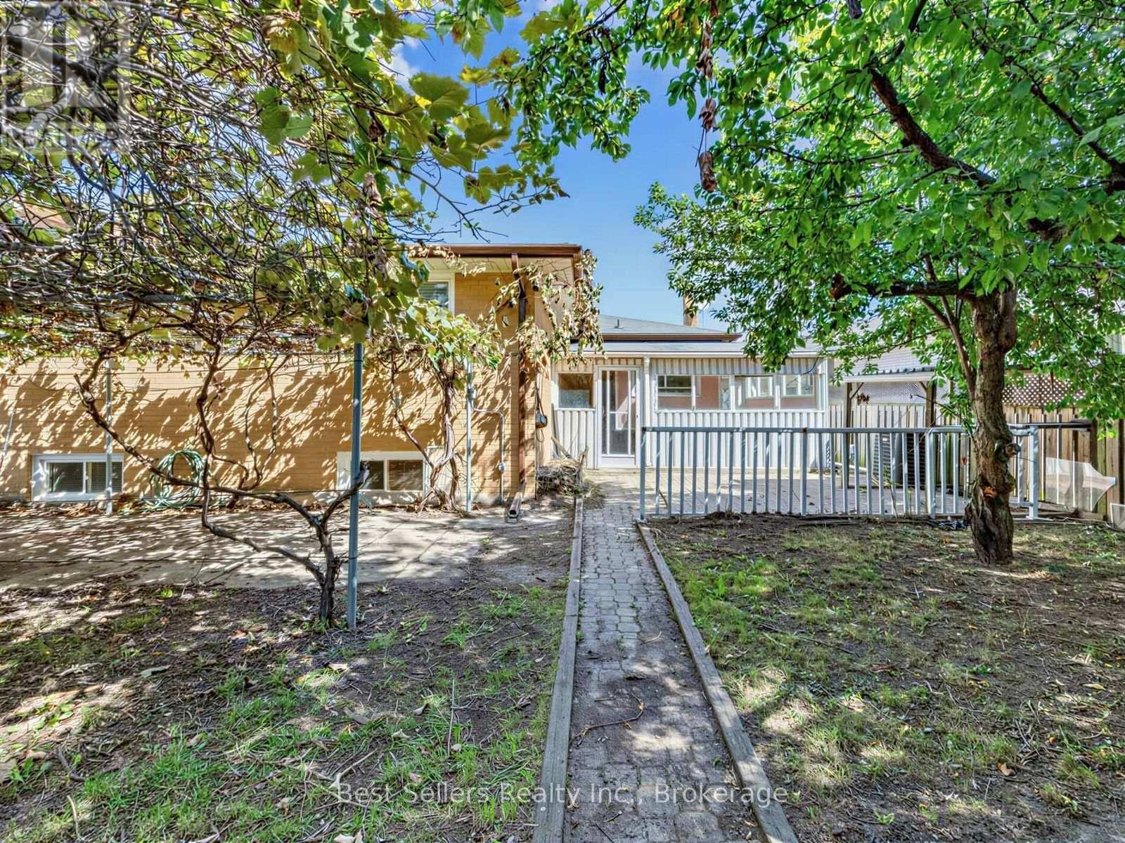 3570 Autumn Harvest Drive, Mississauga, ON