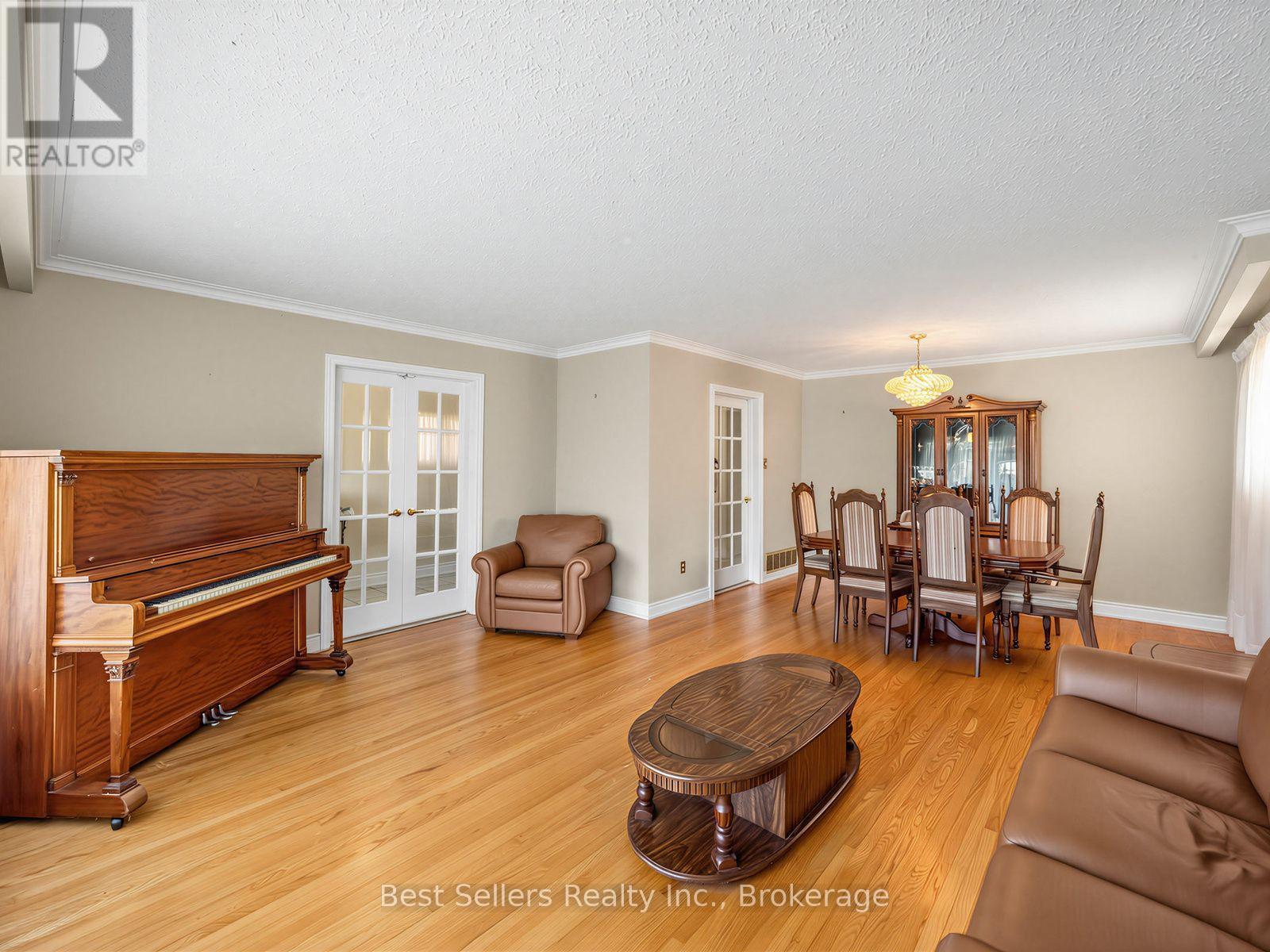 3570 Autumn Harvest Drive, Mississauga, ON