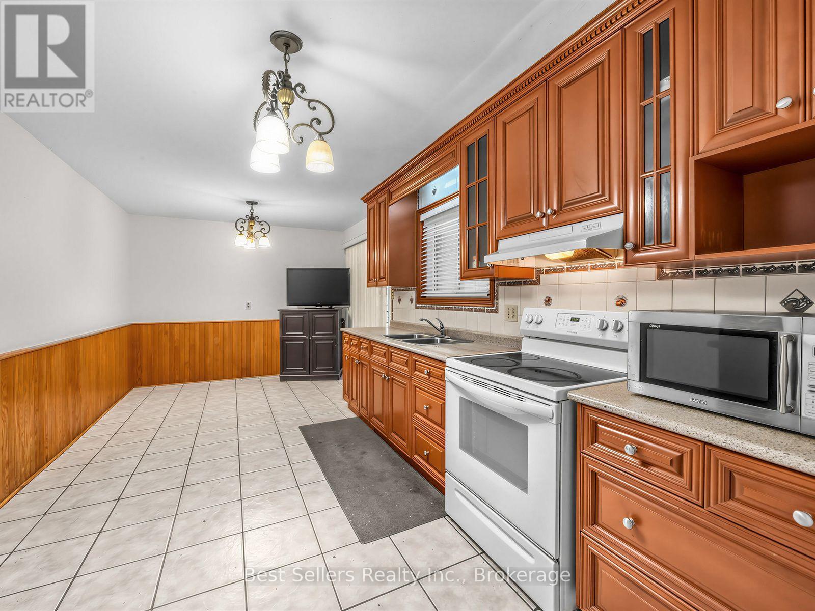 3570 Autumn Harvest Drive, Mississauga, ON