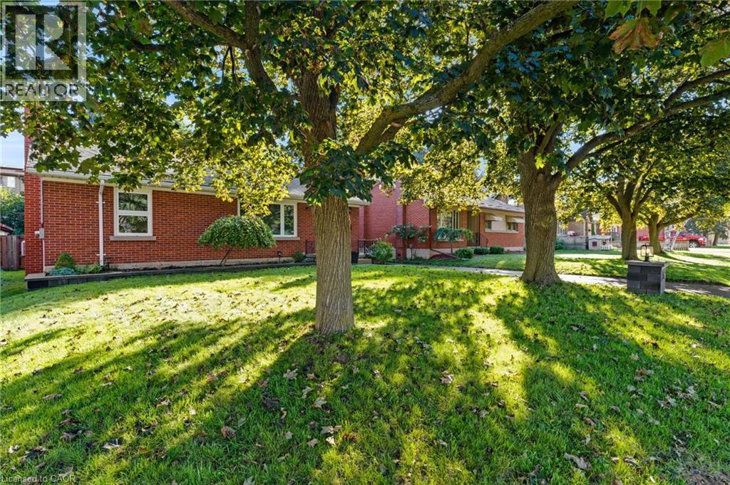 135 Patricia Avenue, Kitchener, ON