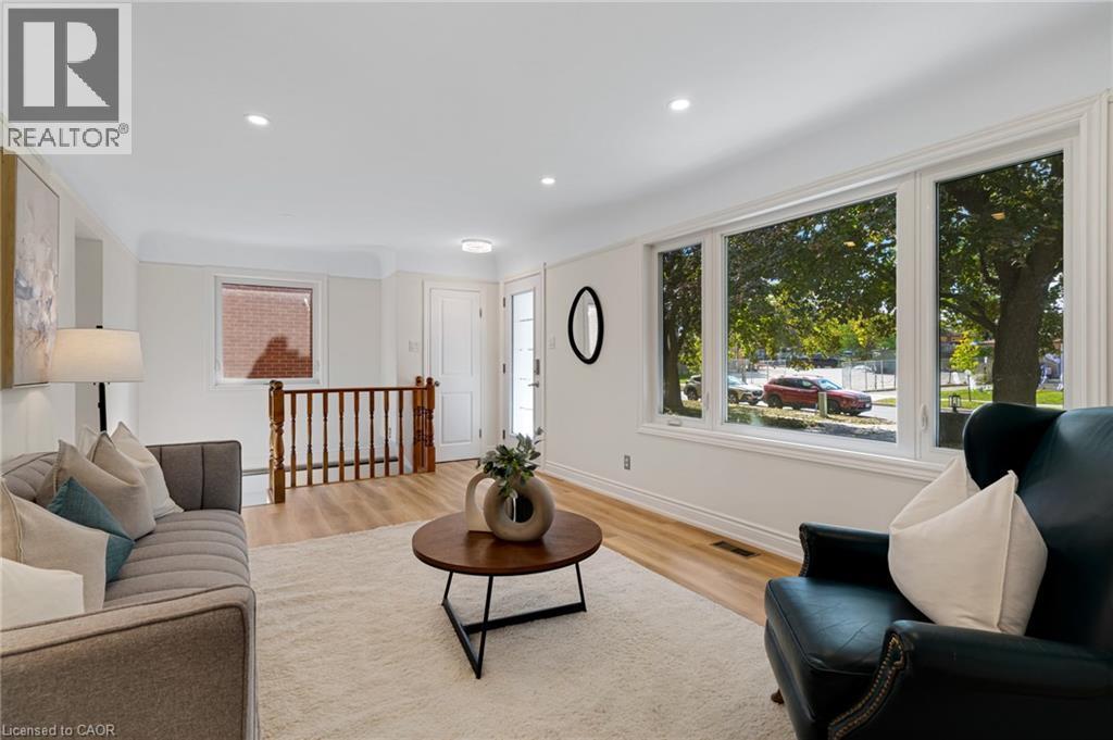 135 Patricia Avenue, Kitchener, ON
