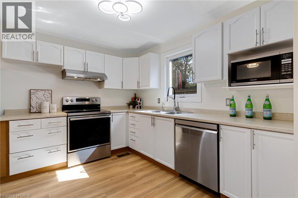 135 Patricia Avenue, Kitchener, ON