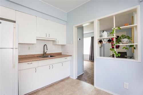 406 St Jean Baptiste St, Winnipeg, MB 