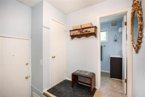 406 St Jean Baptiste St, Winnipeg, MB 