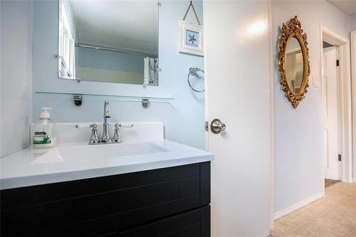 406 St Jean Baptiste St, Winnipeg, MB 